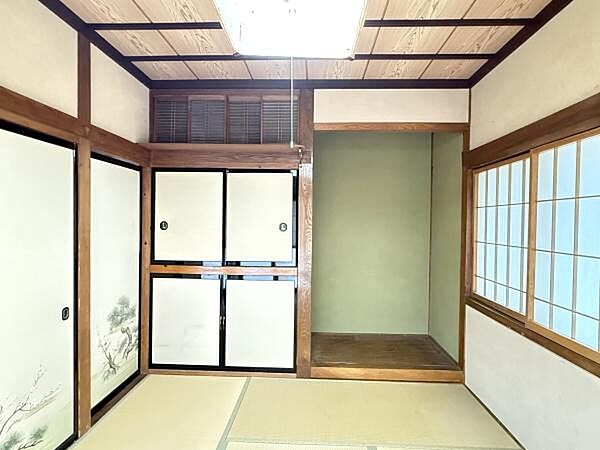 detached 山形県山形市南原町２丁目
地図を見る