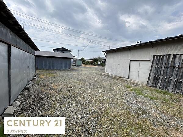 detached 山形県西村山郡河北町谷地字谷地
地図を見る