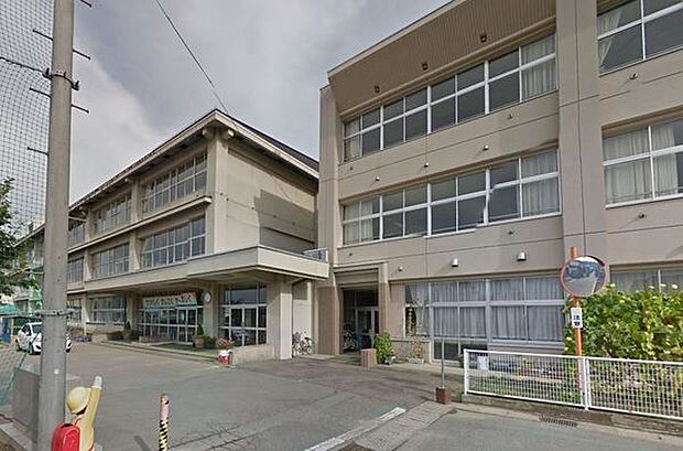 天童市立天童南部小学校まで1611m