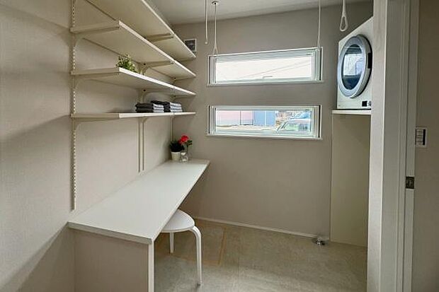 広さや間取りはもちろん、調理や洗濯などの家事動線や収納、子供動線なども、お近くの展示場にてご体感ください♪