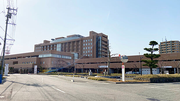 鶴岡荘内病院まで2103m、内科、精神科、神経内科、呼吸器科、消化器科、循環器科、外科、整形外科、形成外科、脳神経外科、小児外科、呼吸器外科、