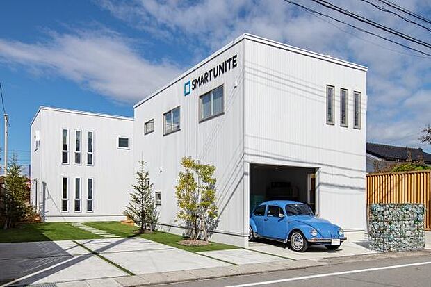 1階をガレージにするプランもご提案可能です！