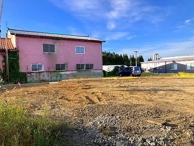 日当たりの良い広い土地です