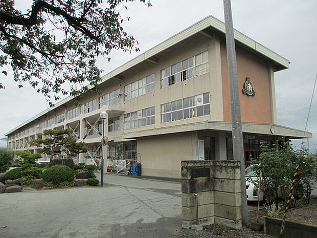 山形市立南沼原小学校まで1023m