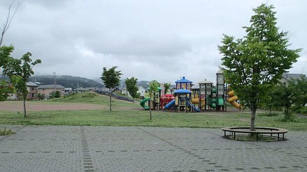 若宮公園まで1357m