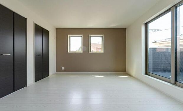 柔らかな光と清々しい空気に包まれた朝。深呼吸すれば、体中に活力が満ち溢れます。家族が健やかに一日をスタートできる、大切な空間。