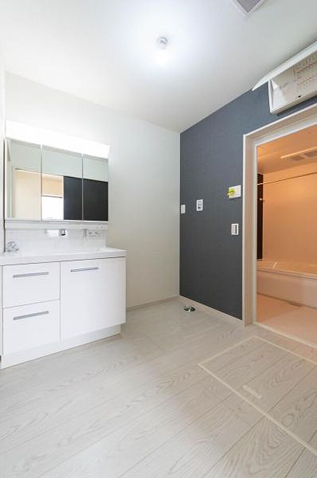 「洗面ルーム」1日の始まりや入浴前に入る空間だからこそ、清潔感や利便性が重要になる洗面室。