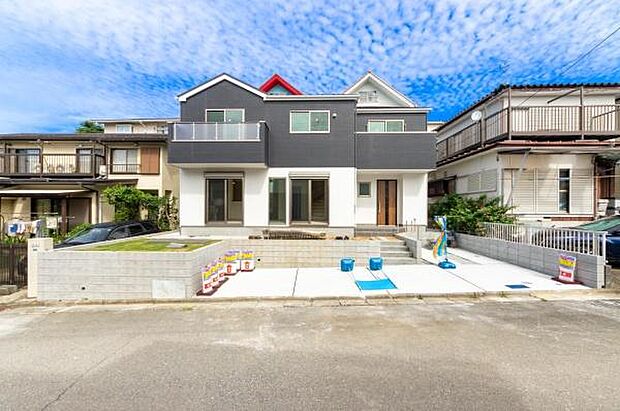 「威風堂々とした素敵な佇まい」どの角度から眺めても、所有感が満たされる理想的で素敵な住まい一生ものだから「パッと見」こそが全て「第一印象で決まる」素敵なマイホーム