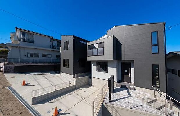 「威風堂々とした素敵な佇まい」どの角度が眺めても、所有感が満たされる理想的で素敵な住まい一生ものだから、「パッと見」こそが全て「第一印象で決まる」素敵なマイホーム。