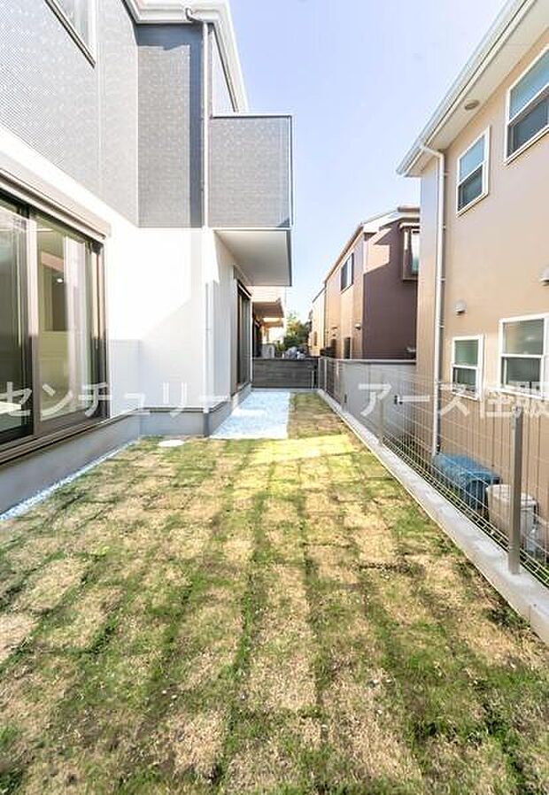 「週末の楽しみが増える」BBQ、ガーデニング、お子様の自然とのふれあいなど、お庭があるから楽しみも倍増するマイホーム。