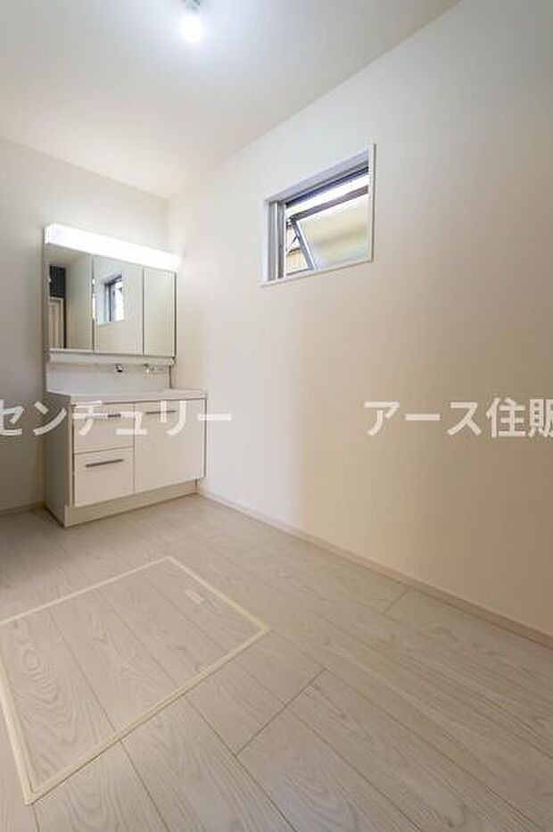 「洗面ルーム」1日の始まりや入浴前に入る空間だからこそ、清潔感や利便性が重要になる洗面室。