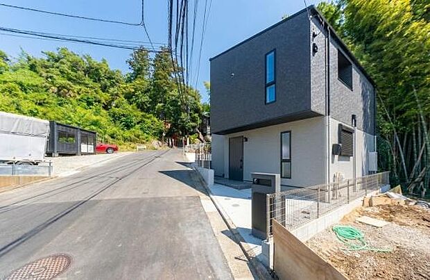 「威風堂々とした素敵な佇まい」どの角度が眺めても、所有感が満たされる理想的で素敵な住まい一生ものだから、「パッと見」こそが全て「第一印象で決まる」素敵なマイホーム。