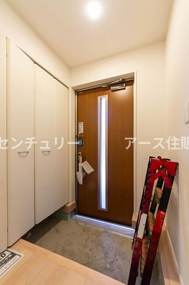 「スタイリッシュな玄関」お出かけの時。家に帰ってきたとき。このスタイリッシュな玄関に癒されます。