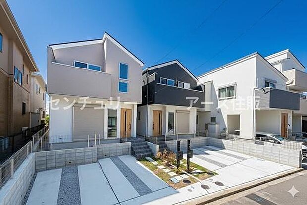 「マイホームの喜びを感じる」スタイリッシュなデザインに心満たされる。憧れのマイホームに相応しい美しく映える外観です。