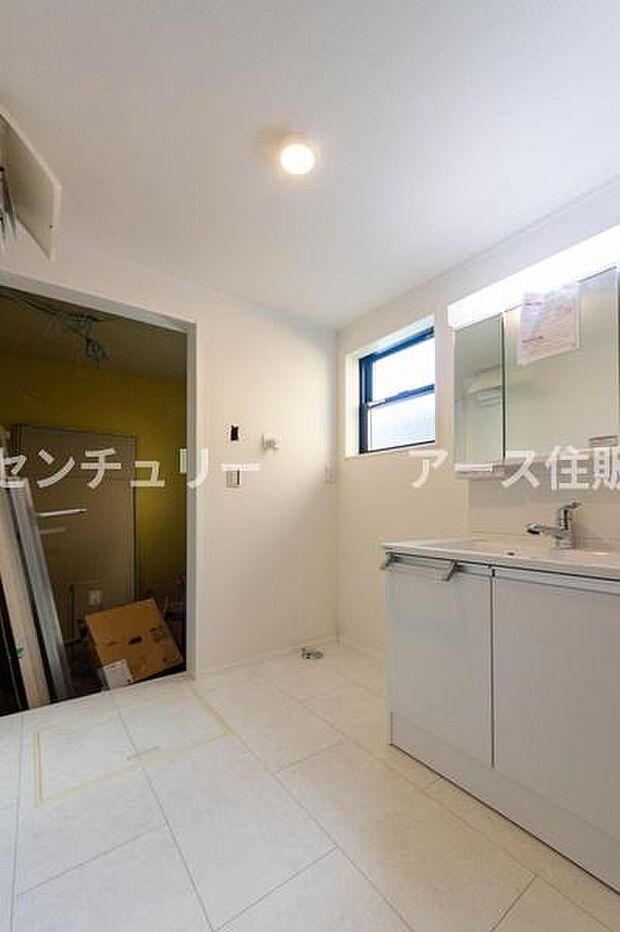 「洗面ルーム」1日の始まりや入浴前に入る空間だからこそ、清潔感や利便性が重要になる洗面室。