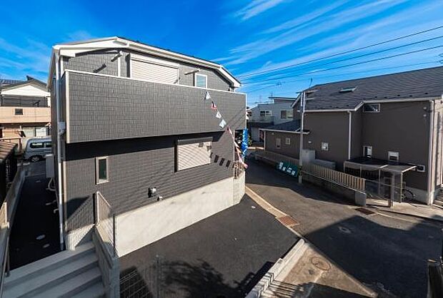 「マイホームの喜びを感じる」スタイリッシュなデザインに心満たされるマイホーム。住環境および生活利便性も魅力のマイホームです。