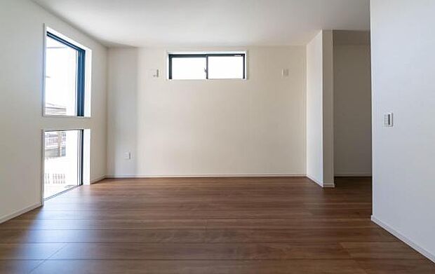 家族みんなに自分のお部屋を。どの部屋も明るい光が差し込む快適な空間です。