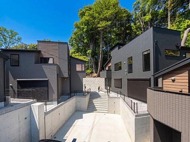 ワンランク上の高級感、それ以上の満足感溢れる素敵な街並みです。ぜひ、現地をお気軽にご見学ください。