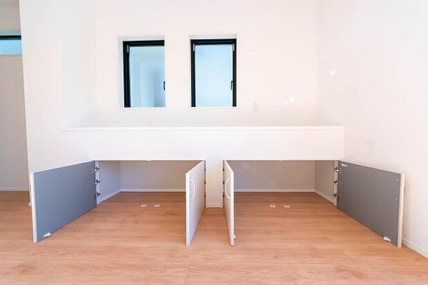 「マルチに使える」フリースペース。スタディーコーナーやワークスペースとしもご利用いただけます。