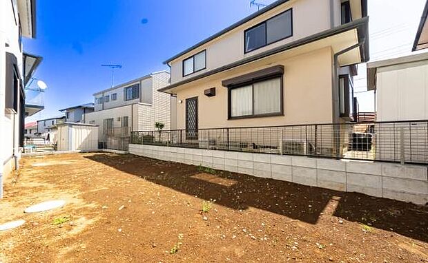 「憧れのガーデンライフ」碧空とガーデンライフが可能な日々の暮らしを豊かに彩ります。