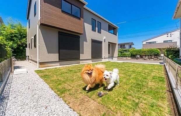 「威風堂々とした素敵な佇まい」どの角度から眺めても、所有感が満たされる理想的で素敵な住まい