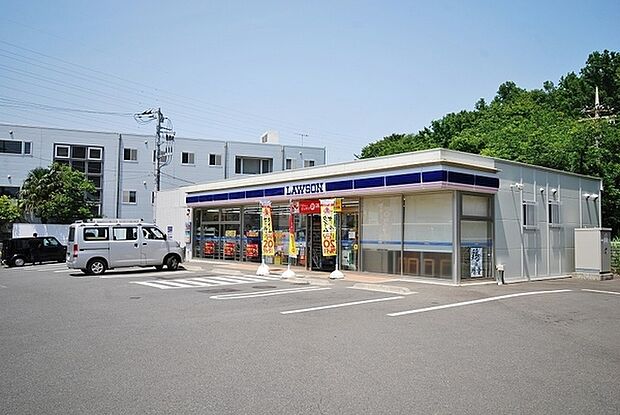 ローソン茅ヶ崎殿山公園入口店まで458m