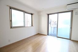 Twing517 102 1階1Kのリビング/ダイニング