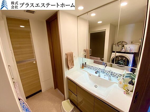 ワイドタイプの...