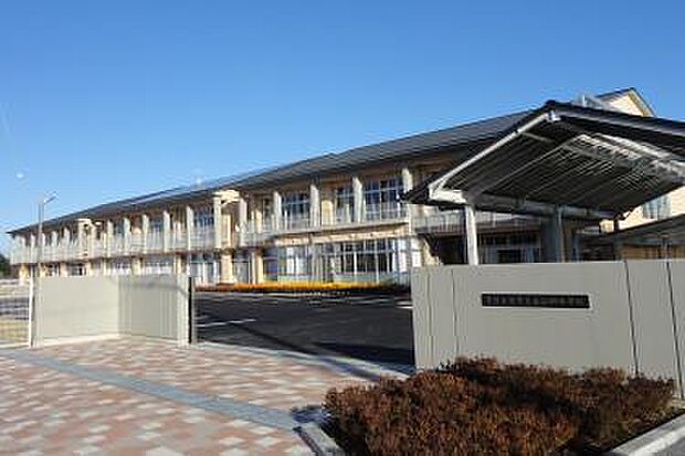 常陸太田市立金砂郷中学校まで1389m