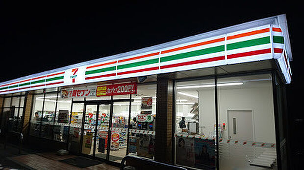 セブンイレブン笠間鉄砲町店まで433m