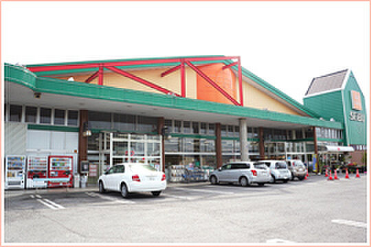 セイブ笠間店まで1629m