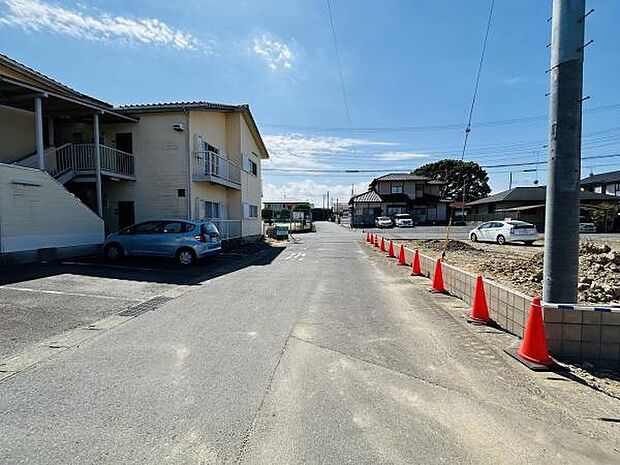 ■周辺環境もご案内■・間取りや立地も大切ですが、暮らしていく上でとても大切な周辺環境。・ご見学時に周辺環境もあわせてご案内いたしますので、お気軽にお問い合わせください。