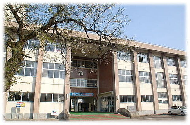 那珂市立横堀小学校まで1975m