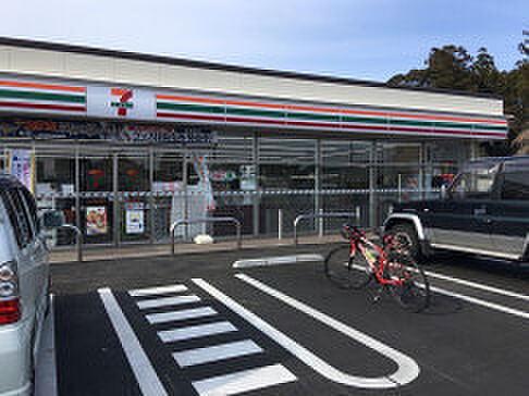 セブンイレブン水戸渡里町西店まで568m
