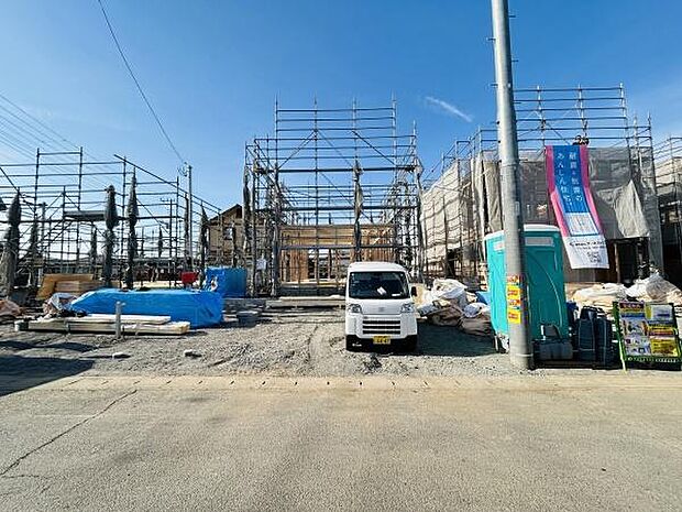 ■完成物件もご案内可能■・ご案内時には実際の立地に加え、同メーカー・同仕様の完成物件もご案内可能です。・現地と建物を実際にご覧いただく事で、新居で生活している様子がイメージしやすくなります。