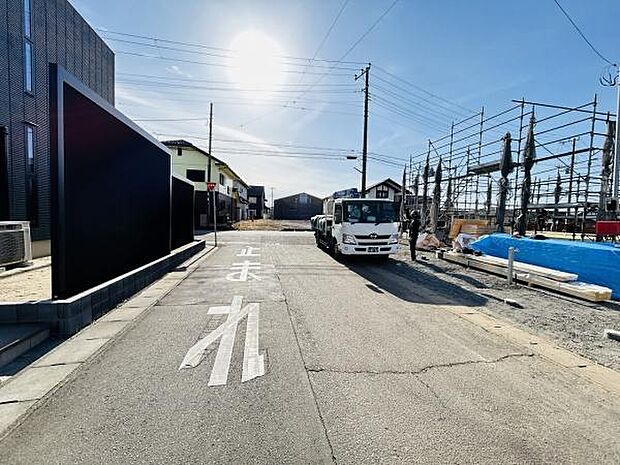 ■周辺環境もご案内■・間取りや立地も大切ですが、暮らしていく上でとても大切な周辺環境。・ご見学時に周辺環境もあわせてご案内いたしますので、お気軽にお問い合わせください。