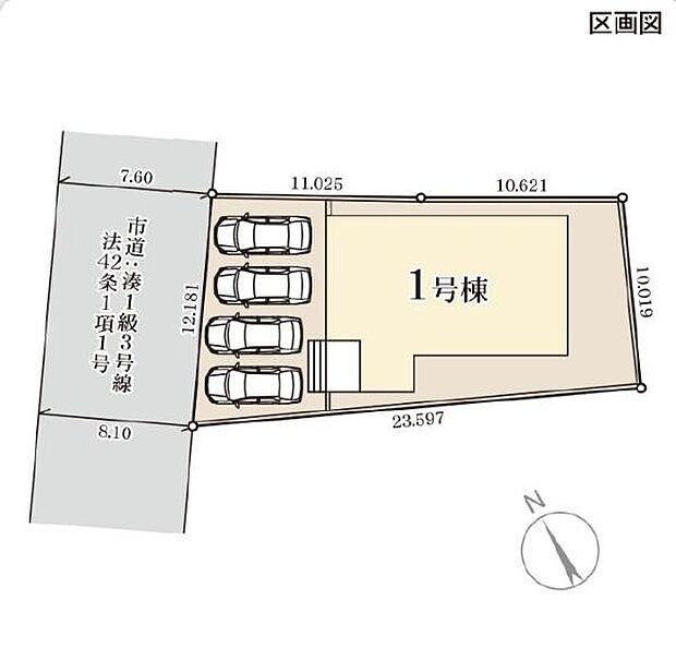敷地内には複数台分の駐車スペースが設けられており車をお持ちの方にも便利です。前面道路の幅員や形状も明確に示されているので安心感があります。
