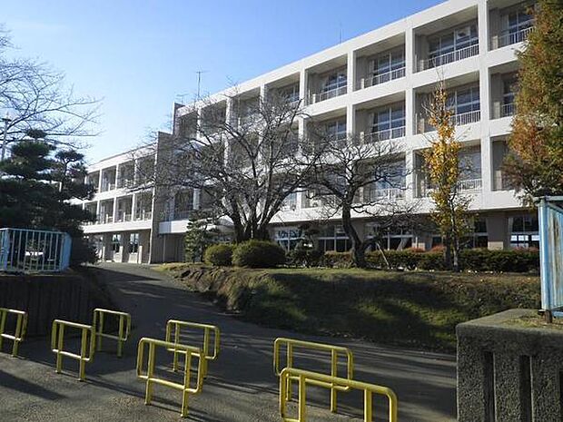 東海村立東海南中学校まで3244m