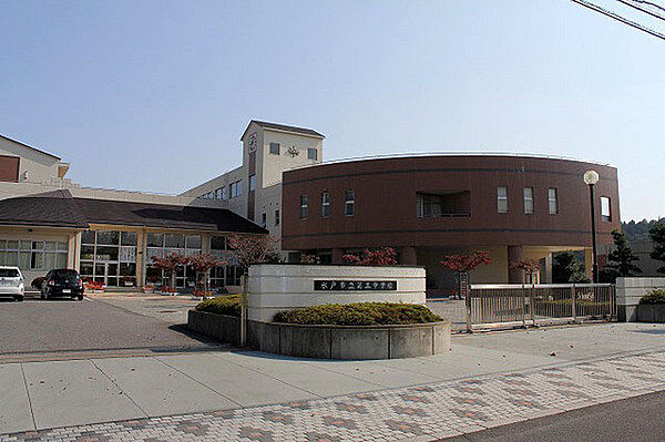 水戸市立第三中学校まで1370m