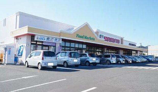 マルト東金沢店まで1331m