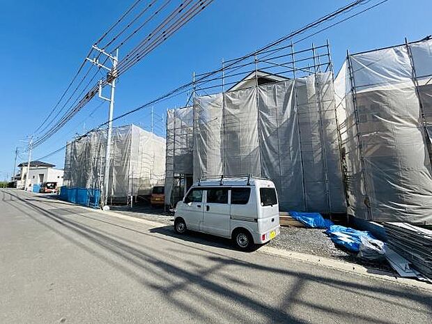 ■完成物件もご案内可能■・ご案内時には実際の立地に加え、同メーカー・同仕様の完成物件もご案内可能です。・現地と建物を実際にご覧いただく事で、新居で生活している様子がイメージしやすくなります。