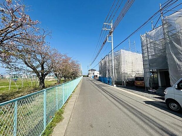 ■周辺環境もご案内■・間取りや立地も大切ですが、暮らしていく上でとても大切な周辺環境。・ご見学時に周辺環境もあわせてご案内いたしますので、お気軽にお問い合わせください。
