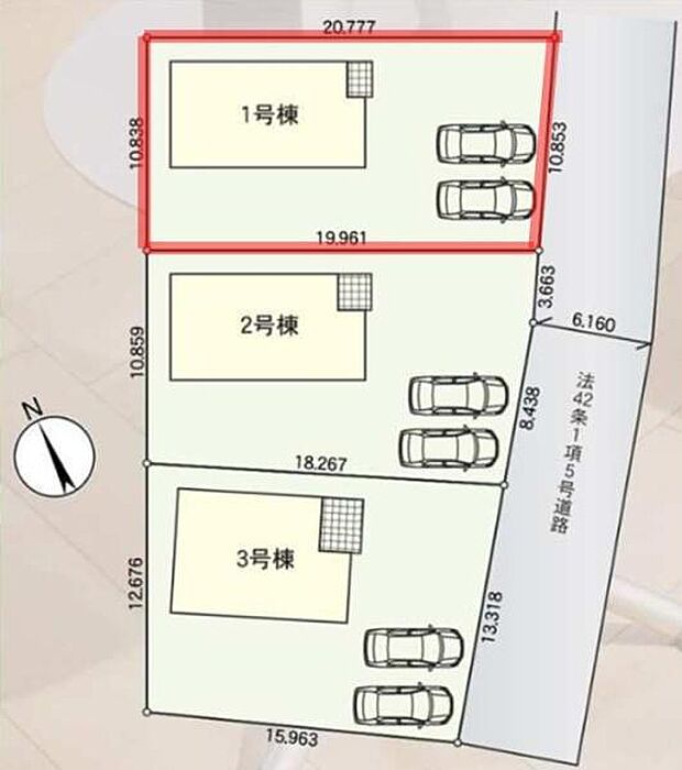 敷地内にゆとりある駐車スペースを確保しています。各棟が分かれた配置でプライバシーにも配慮されています。道路幅が広く車の出し入れがしやすいです。区画図から整った敷地形状がわかります。