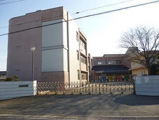ひたちなか市立佐野小学校まで1446m