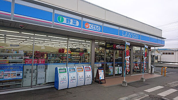ローソン城里石塚店まで689m