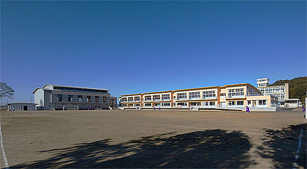 常陸太田市立峰山中学校まで1276m