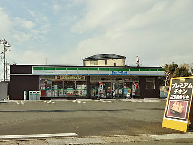 ファミリーマートひたちなか東石川店まで660m