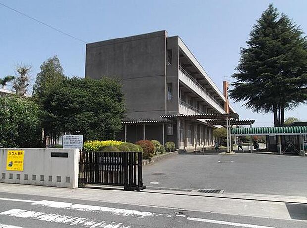 水戸市立緑岡小学校まで757m