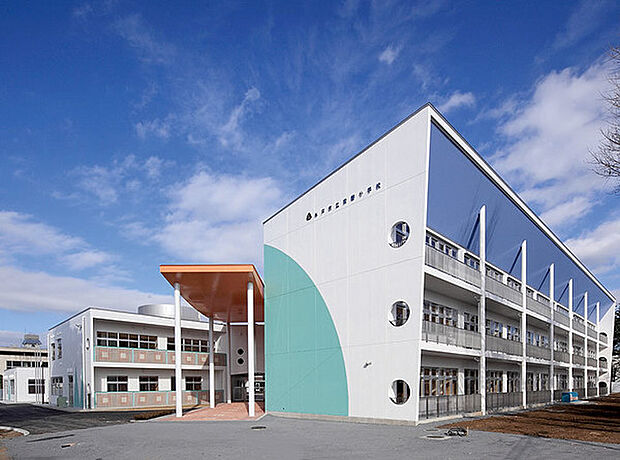 水戸市立常磐小学校まで1006m