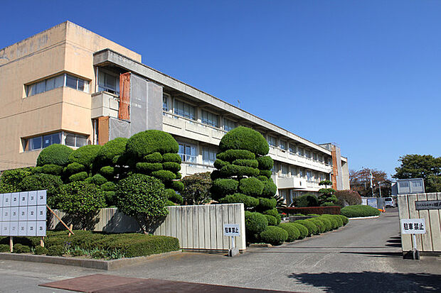 ひたちなか市立田彦小学校まで2232m